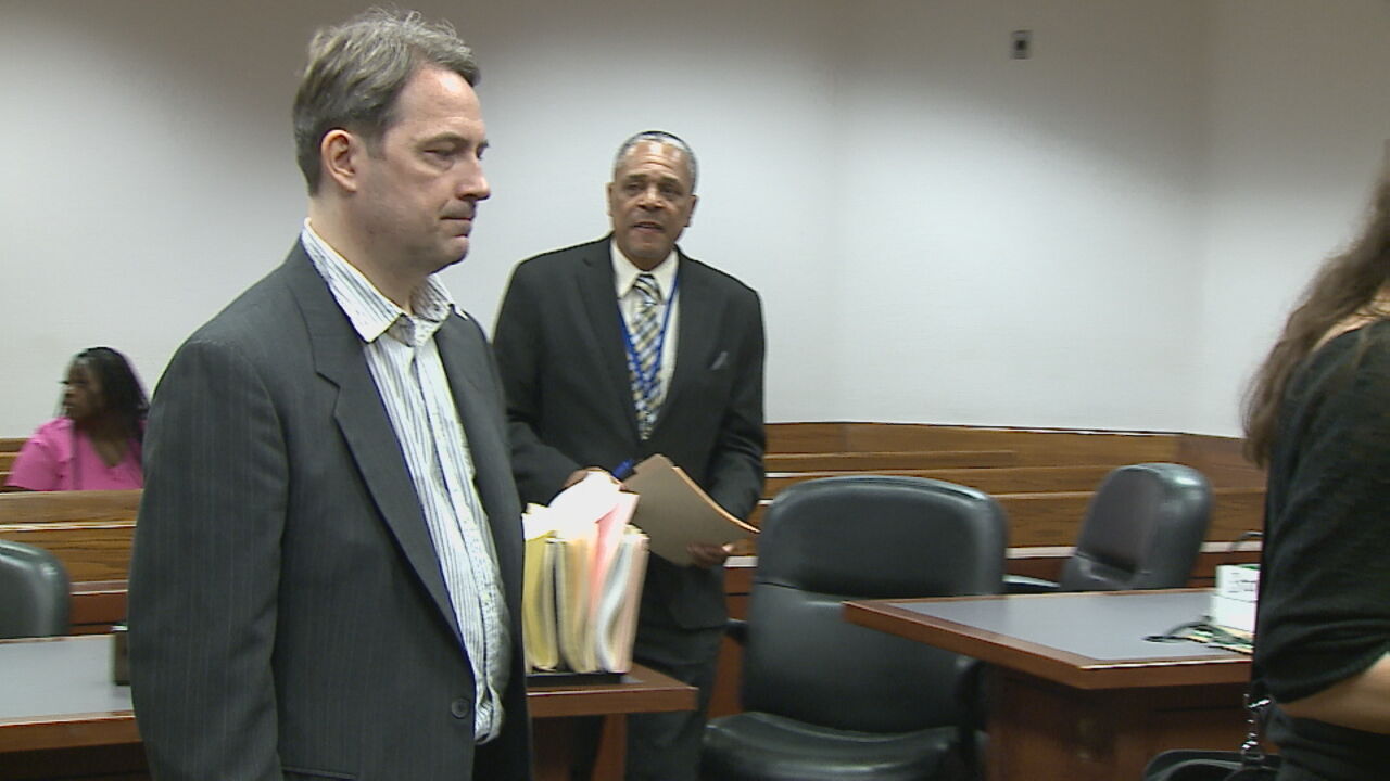 Judge issues no contact order for Louisville man accused of threatening JCPS Superintendent